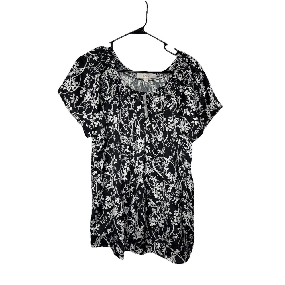 NWT Loft Women Black White Floral Top Size Large Casual Workplace Blouse